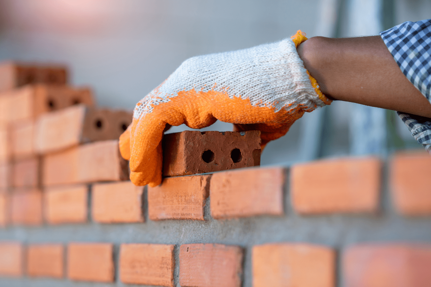 extruded bricks vs pressed bricks what type of brick is right for you