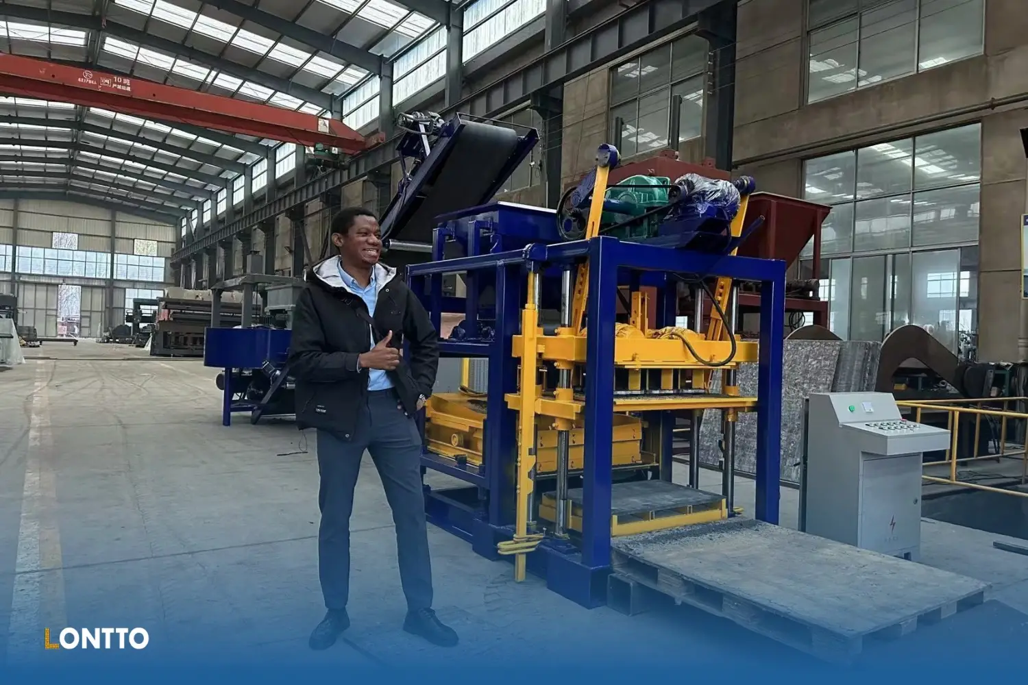 Combien coûte une machine manuelle de fabrication de briques aux États-Unis ?