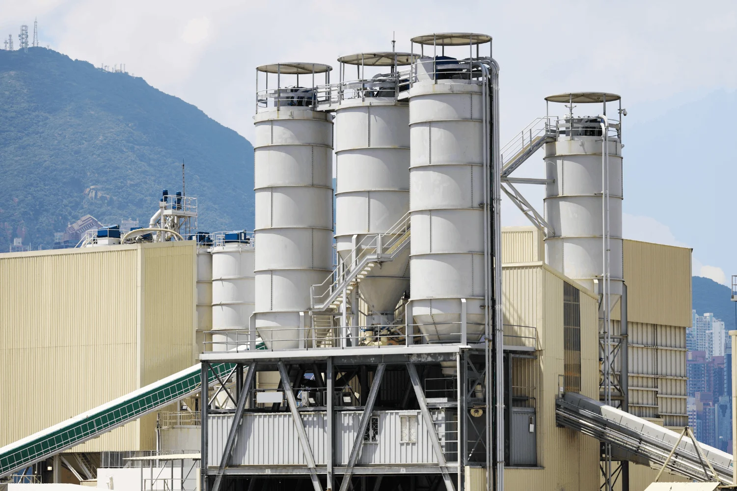 wet concrete batching plants explained types, components, and benefits