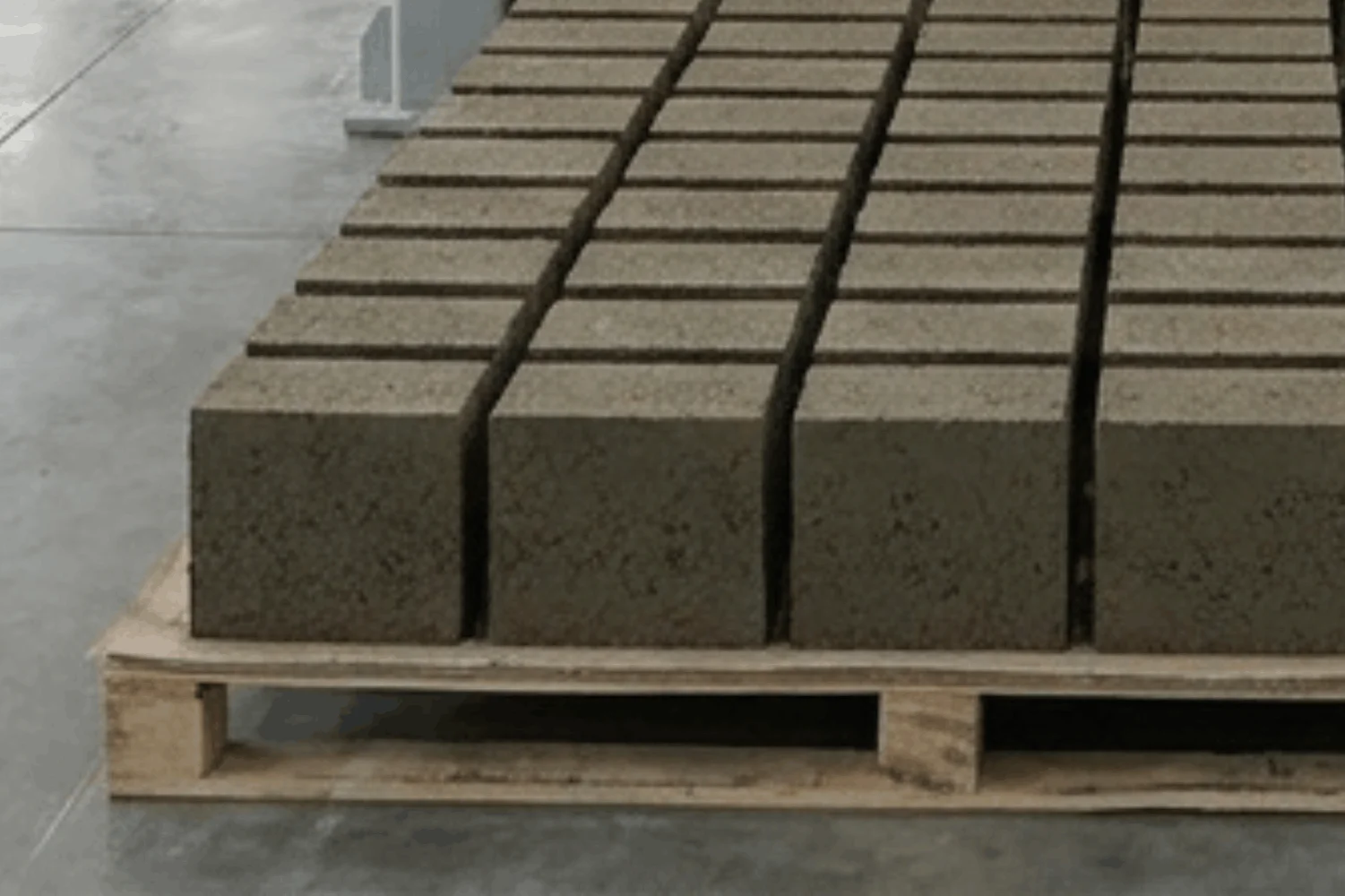 choose durable pallet materials for block production